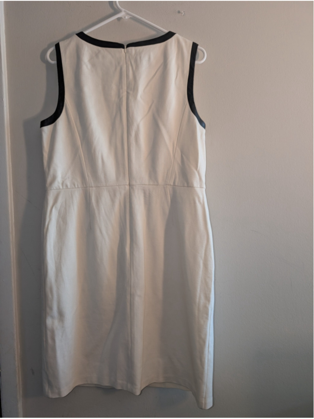 TALBOTS Petite White & Black Sleeveless Sheath Dress 14P - Picture 4 of 5